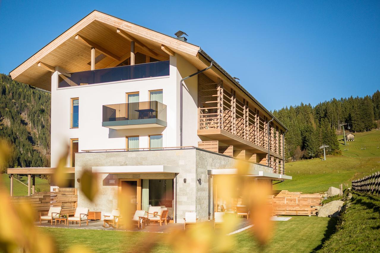 Joas Natur.Hotel.B&B Innichen Exteriör bild