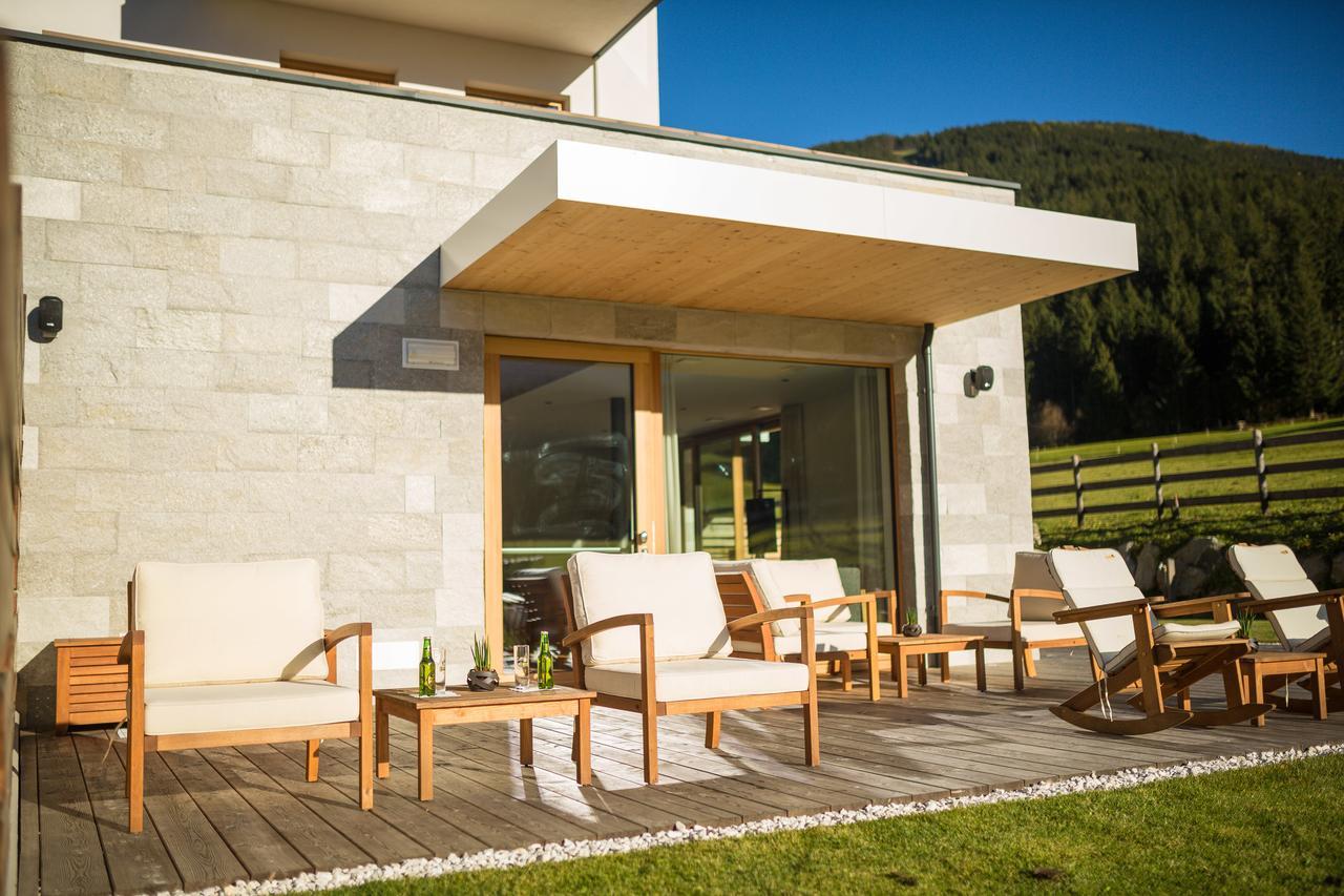 Joas Natur.Hotel.B&B Innichen Exteriör bild